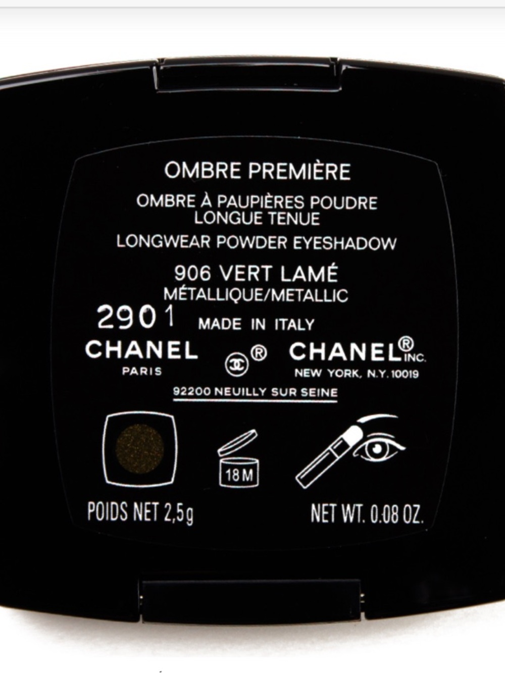 CHANEL Ombre PREMIÈRE Longwear Powder Eyeshadow in the shade Vert Lamé (906). - Picture 6 of 7